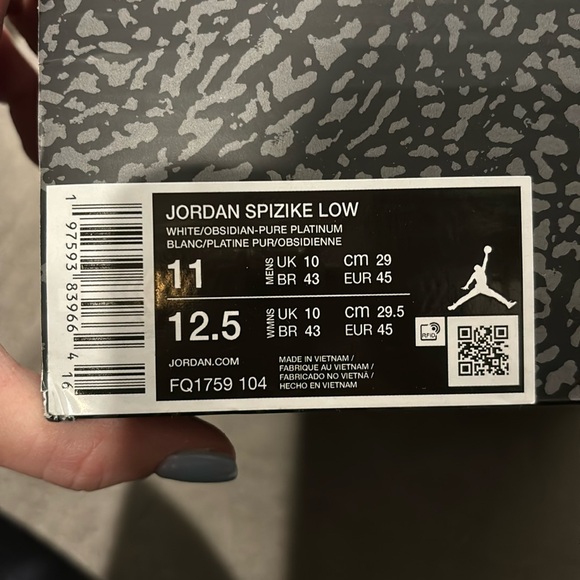 Jordan Spizike low - Picture 3 of 11